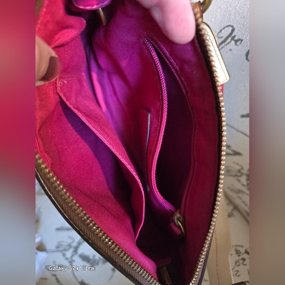 COACH HERITAGE STRIPE TATTERSALL DEMI SHOULDER BAGUETTE Used Condition - Picture 15 of 17